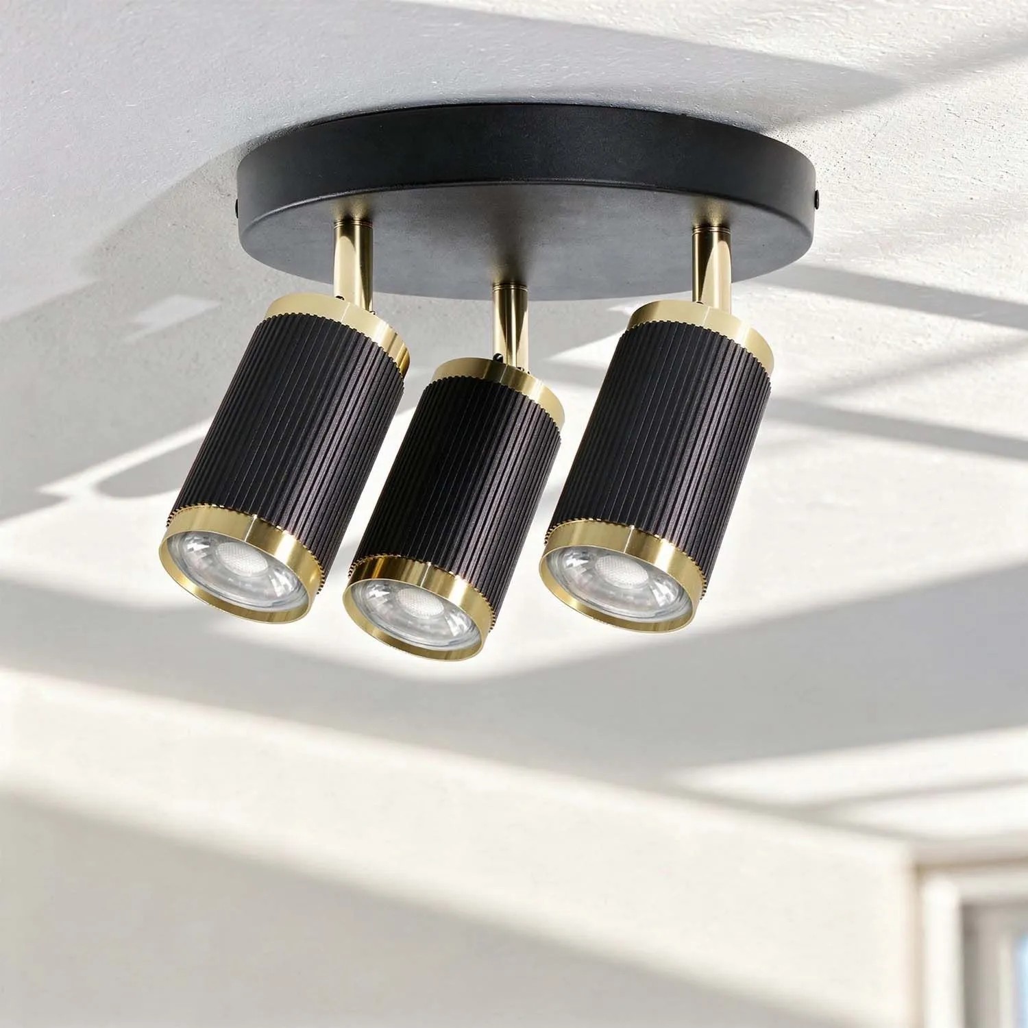 Goldlux Lampa sufitowa ALESSIA 3xGU10 10W czarno-złota